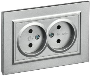 Розетка 2-м 10А С/У со шторками в сборе Алюминий Brite