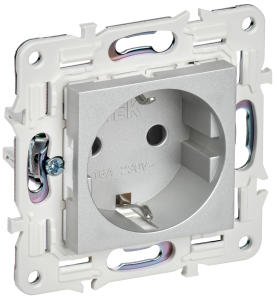 Розетка 1-м 16А С/У З/К со шторками Серебряный Skandy