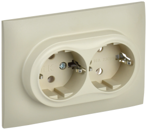 Розетка 2-м 16А С/У З/К в сборе Бежевый Skandy