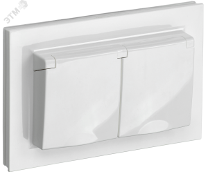 Розетка 2-м 16А С/У З/К cо шторками с крышкой в сборе Белый Brite