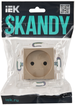 Розетка 1-м 10А С/У со шторками Песочный Skandy