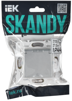Розетка 1-м 16А С/У З/К со шторками с крышкой IP44 Серебряный Skandy