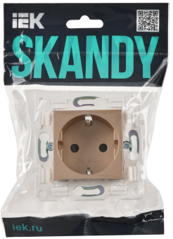 Розетка 1-м 16А С/У З/К со шторками Песочный Skandy
